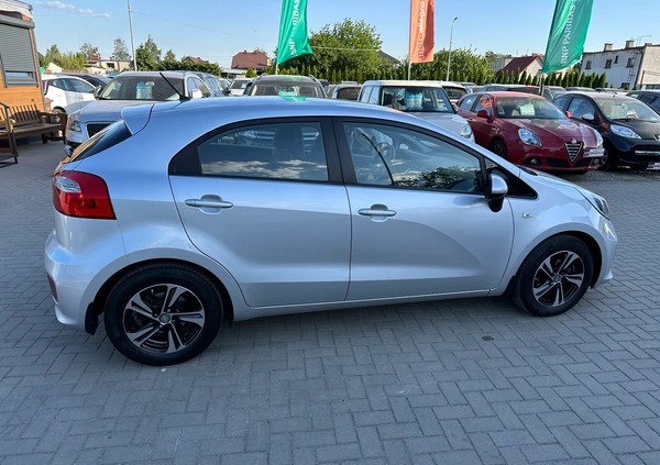 Kia Rio cena 36900 przebieg: 98000, rok produkcji 2017 z Trzebnica małe 667